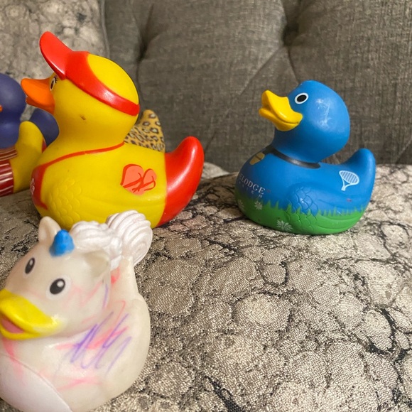Colorful Rubber Duck Collection - Picture 7 of 7